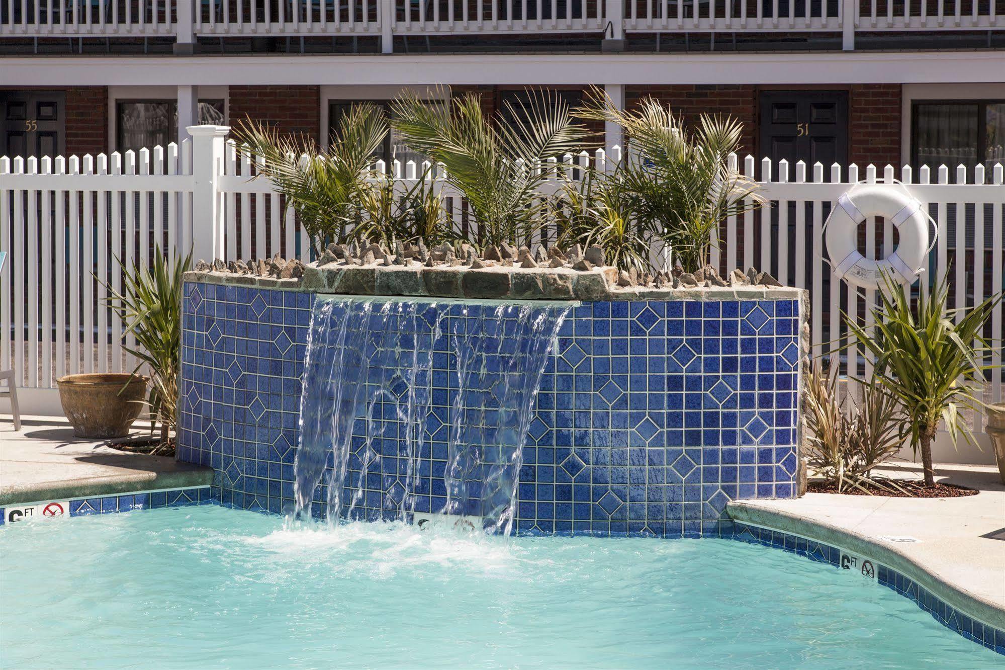 Sands By The Sea Motel York Bagian luar foto